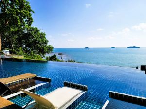 Koh Chang Cliff Beach Resort