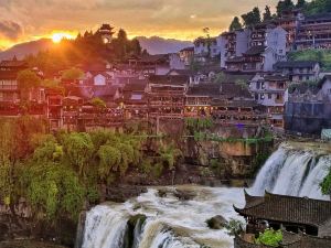 Tuwang Palace Babutang (Furongzhen Waterfall Branch)