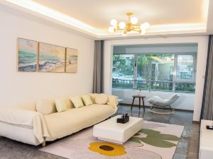 YueQi  Homestay (Haiwan North Road)