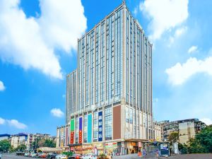 Gaocheng Hotel (Chengdu Happy Valley Jinfu Metro Station)