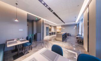 Home Inn Business Travel Hotel (Changzhi Binhe Park Chengshangcheng Branch)