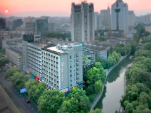 EBO Hotel(Hangzhou West Lake Wulin Square Store)