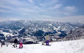 琵琶湖山谷纜車 山麓車站