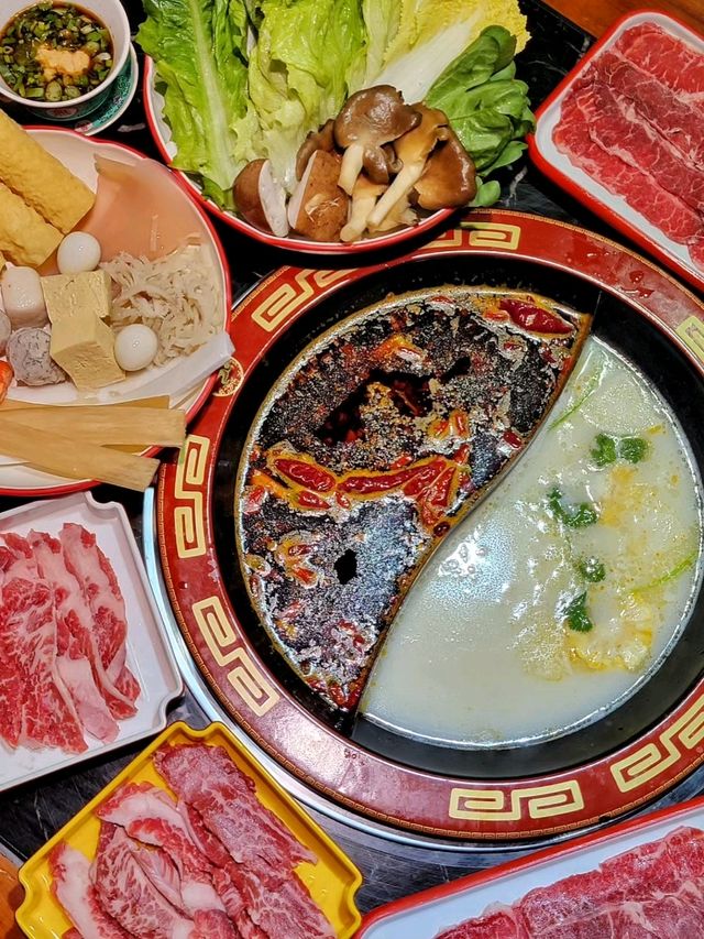 油麻地平靚正任食火鍋店