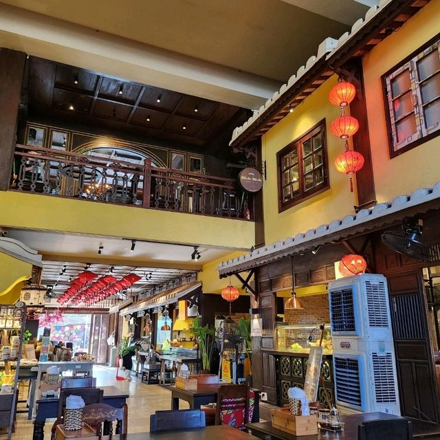 會安美食盡在 Vy's Market Restaurant