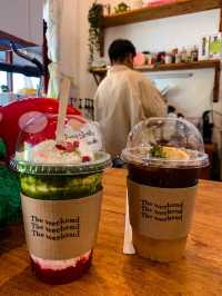 The weekend 'cafe : Phichit