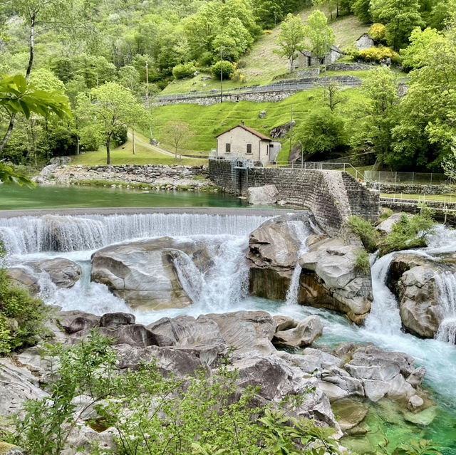 Trekking through Ticino 