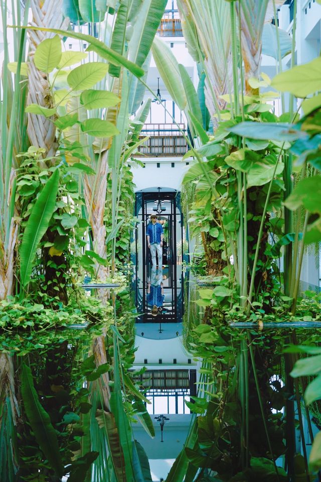 Bangkok's Escape Hotel, like entering a dreamland.