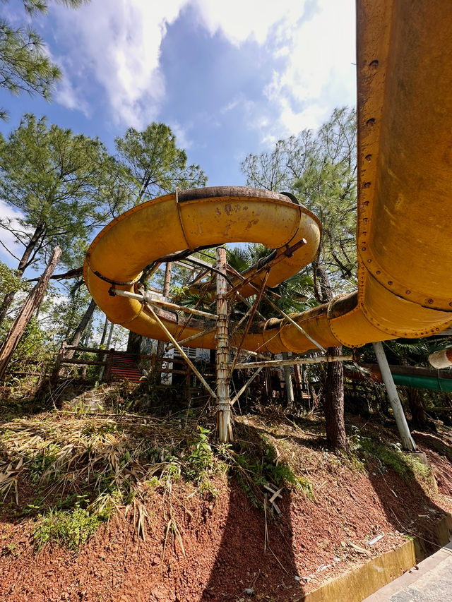 Abandoned water park in Vietnam 