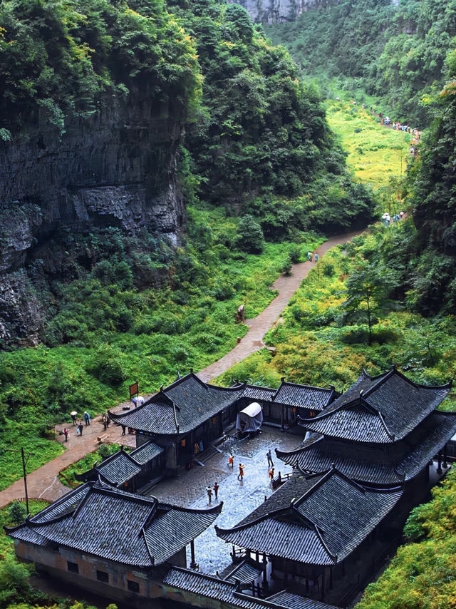 Top 3 Must-Visit Spots in Chongqing