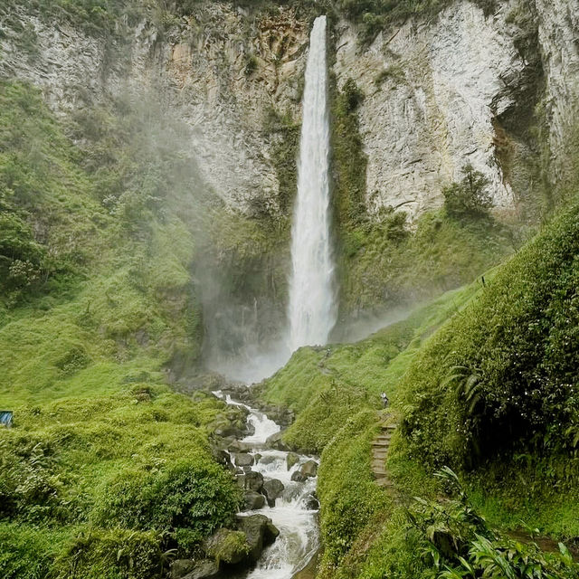 Majestic Encounter with Sipiso-piso Waterfall in North Sumatera 