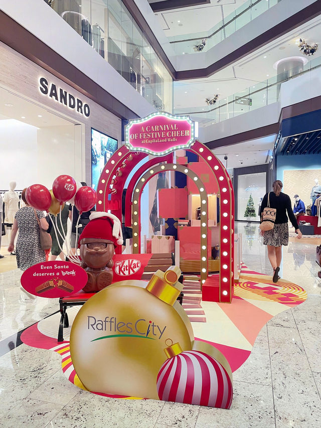 Enjoy Christmas vibes at Raffles City mall!