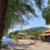 🇲🇾 : Teluk Cempedak Beach for Instagramable