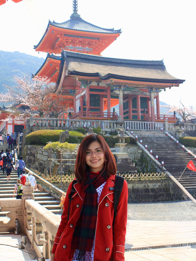 Morning Splendor at Kiyomizu-dera: Beauty Amidst the Crowds