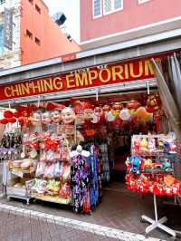 Chinatown Singapore Souvenirs to Buy