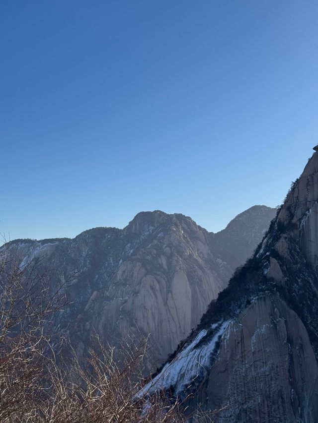 西嶽華山｜雪+險，不在山林之間，就在華山之巅。