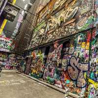 The famous street arts at Hosier Lane 