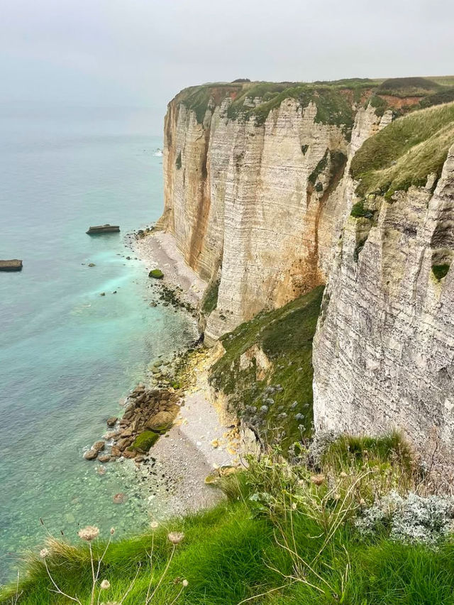 A Stroll Through Étretat: Cliffs, Legends, and Quirky Tales