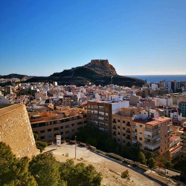 Alicante Adventures: Sun, Sea, and Stories