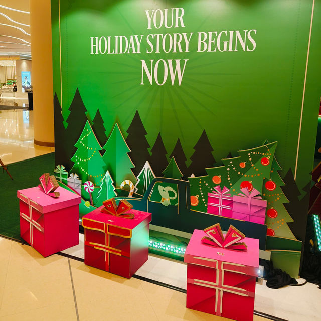 A Glowing Christmas Tale at Sunway Pyramid