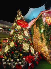 Christmas Cheer with Friends at Desa Park City