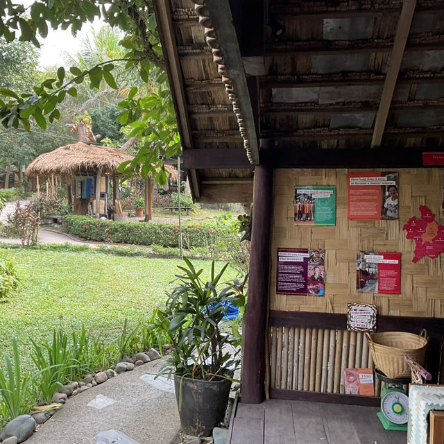 Ock Pop Tok: Weaving Culture, Craft, and Community in Luang Prabang