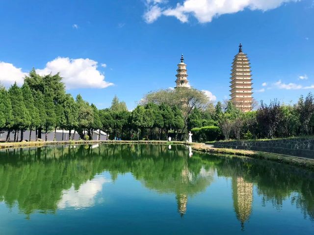 崇聖寺|三塔倒影公園。