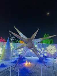 Explore the Illumi Light Show in Mississauga