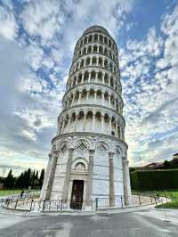 🌇The Magic Sunrise at the Leaning Tower