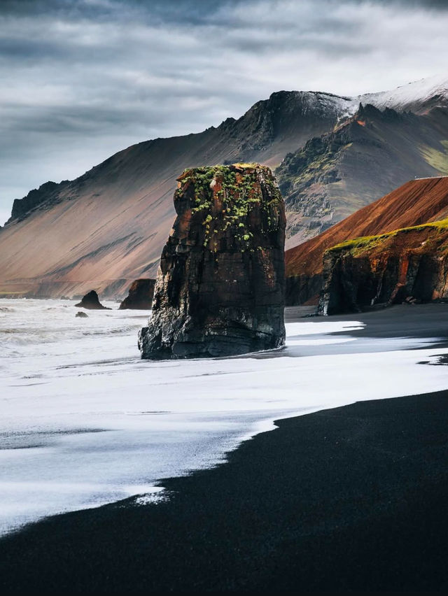 Iceland’s Black Sand Beaches: Nature’s Wild Charm