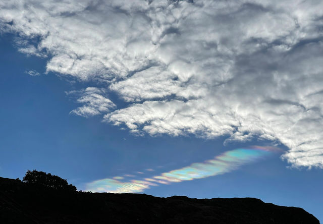 夜爬轿子雪山|||不枉凌晨四點起來爬，雲海日出、七彩祥雲…