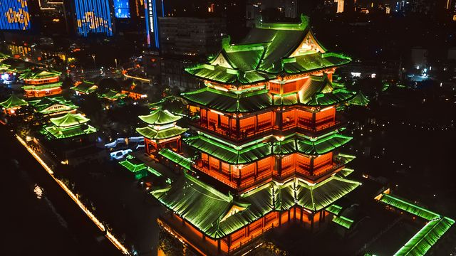 夜遊南昌滕王閣｜邂逅千年古韻的浪漫之夜。