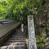 日本京都-享受深山古剎的悠閑寧靜：鞍馬寺