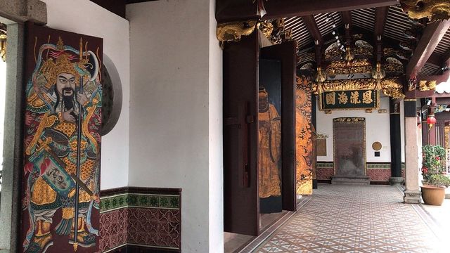 Thian Hock Keng – Oldest Chinese Temple in Singapore