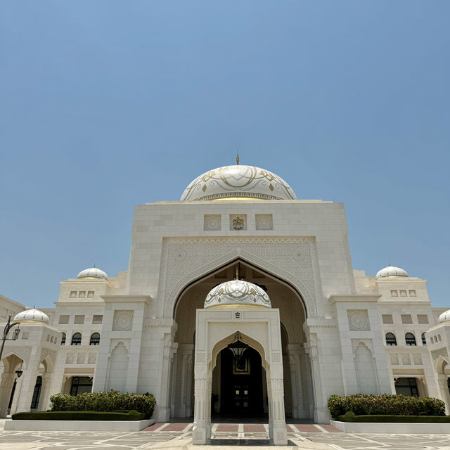 STEP INTO ROYAL SPLENDOR | EXPLORE QASR AL WATAN IN ABU DHABI