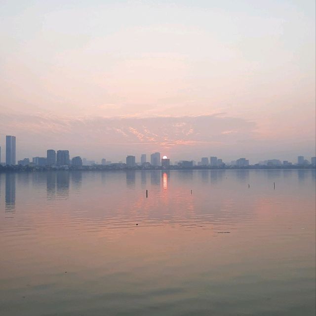 West Lake (Ho Tay)