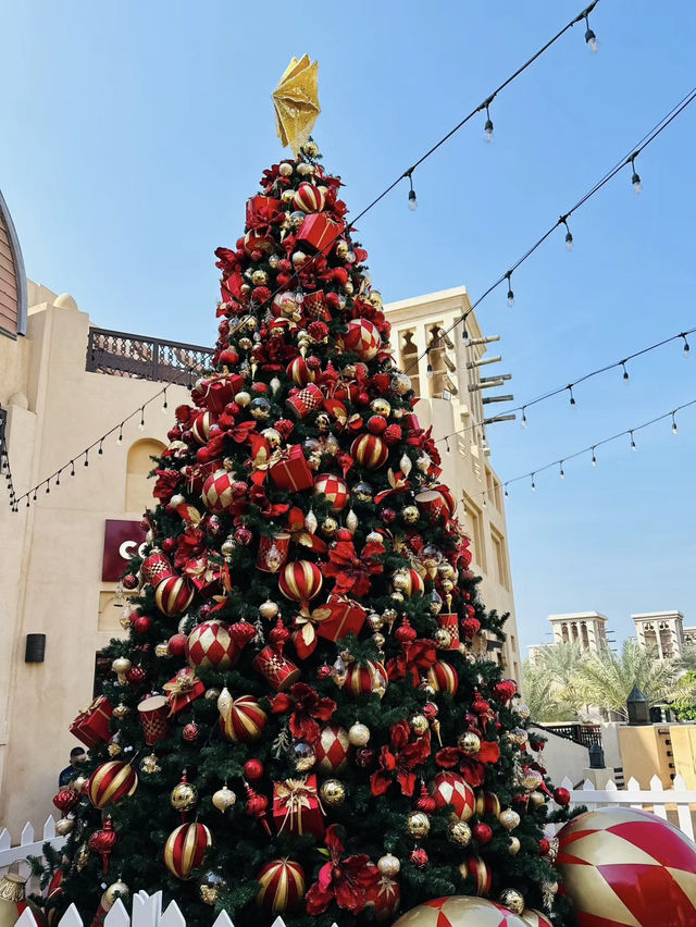 A Glittering Christmas in Dubai: Festive Magic in the Desert