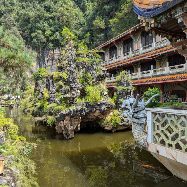 A Peaceful Oasis at Ipoh Sam Poh Tong Temple!