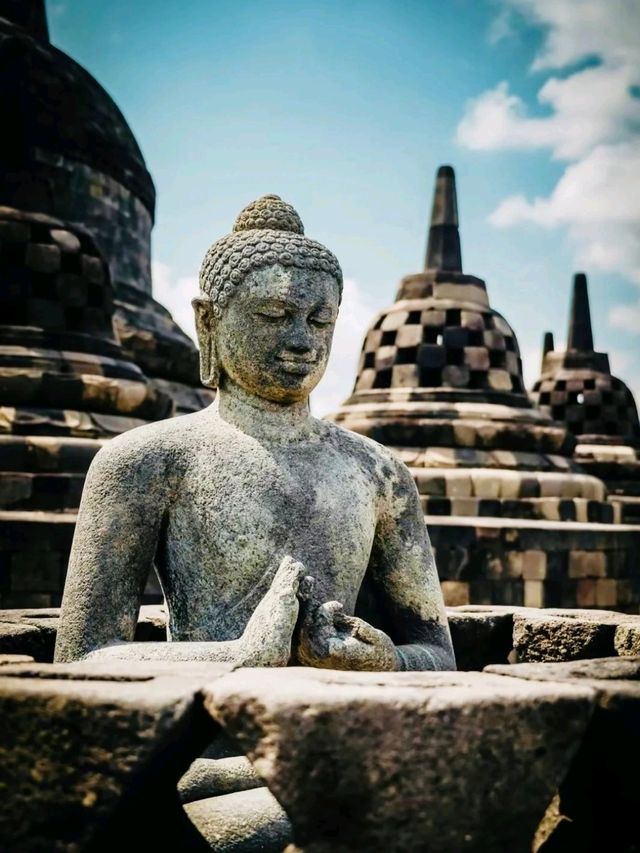 Candi Borobudur Temple in stunning🤩♥️