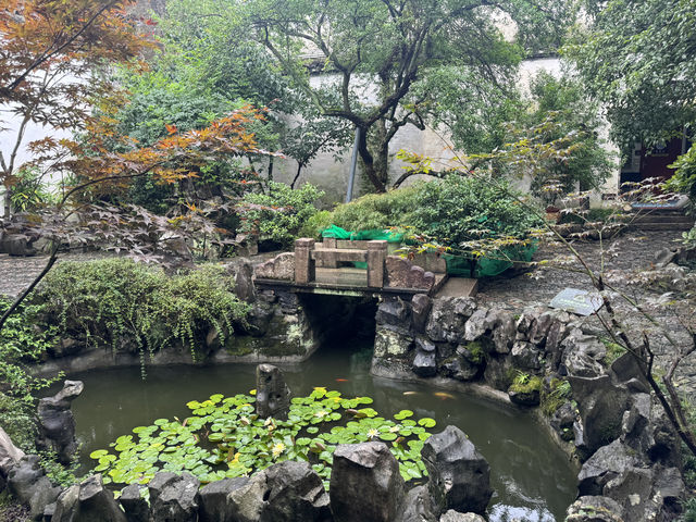 精緻園林富家豪宅。