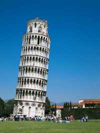 Pisa: Where gravity takes a break