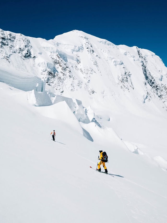 Skiing in Valais Wallis: A Swiss Alpine Dream 🇨🇭