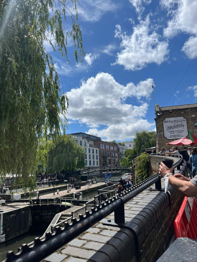 A Londoner brought me to Camden Market - Here’s what i tried! 