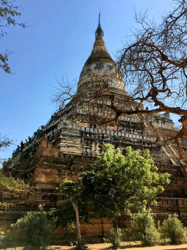 蒲甘欣賞日出日落第一名的景點：瑞山都塔 Shwesandaw Pagoda