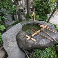 日本大阪-網紅打卡勝地的獅子大張口：難波八阪神社