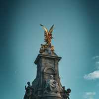 Marvel at the Majesty: Buckingham Palace's Grand Exterior