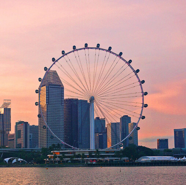 Singapore: Fusion of Culture, Cuisine, and Innovation