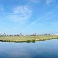 Backpacking Through Time: Zaanse Schans, The Dutch Delight 🇳🇱