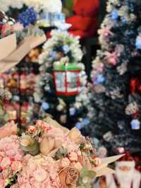 A Glittering Christmas in Dubai: Festive Magic in the Desert