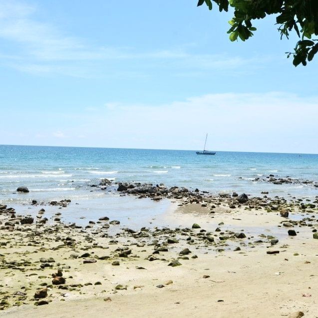 เกาะช้าง หาดทรายขาว 